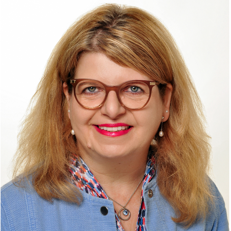  Nicole Hecker-Meyer